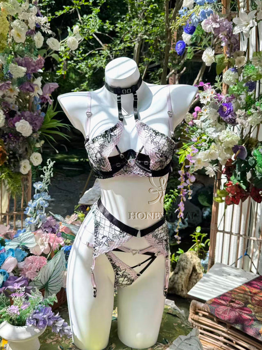Women's Lace Bodysuits